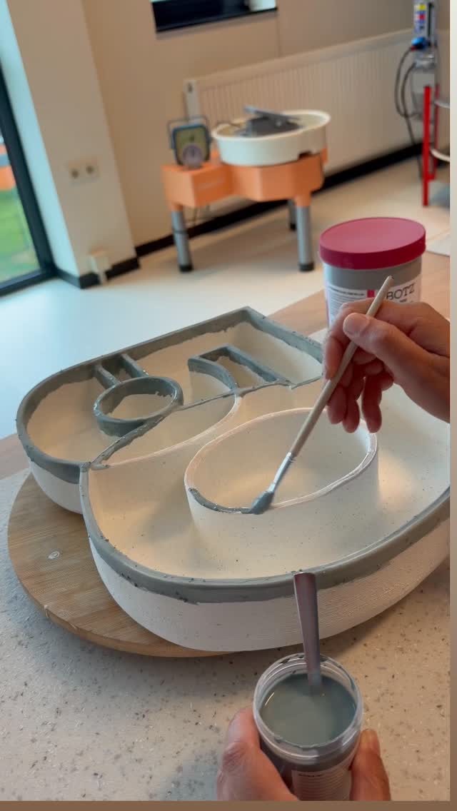 Schaal in de vorm van een 50